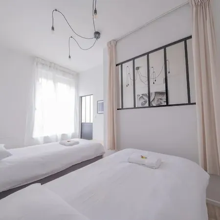 Ferienwohnung L'Ange Au Sourire Reims Exterior foto